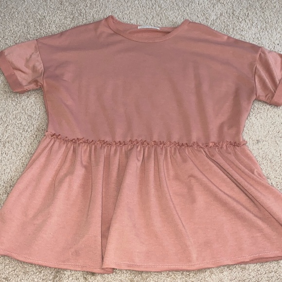 Pretty Pink Top - Picture 2 of 6